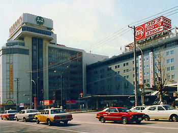 今朝の熊本交通センター(嘘)。 20090305-1.jpg