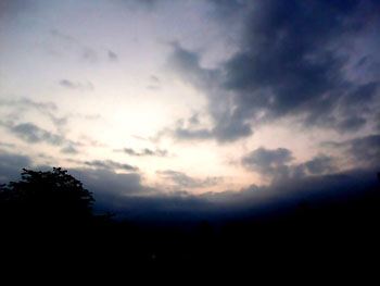 Early in the morning... 20110722-1.jpg